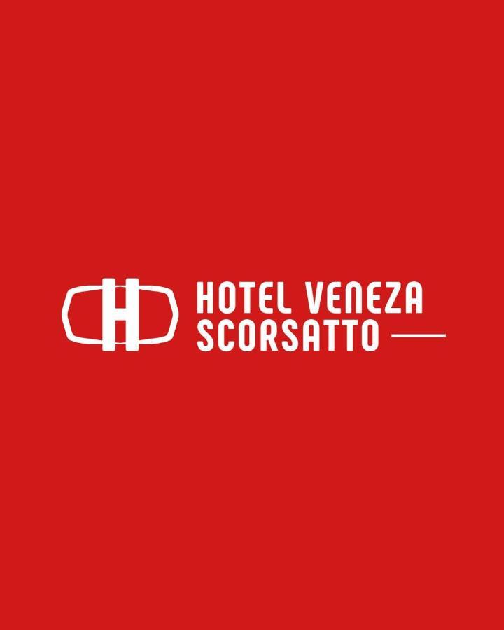 Hotel Veneza Scorsatto パソ・フンド エクステリア 写真